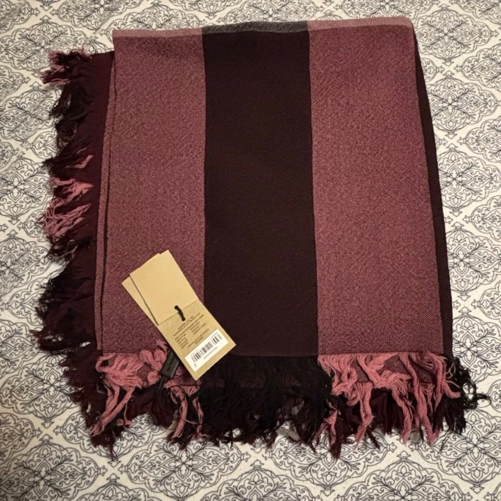 Burberry scarf